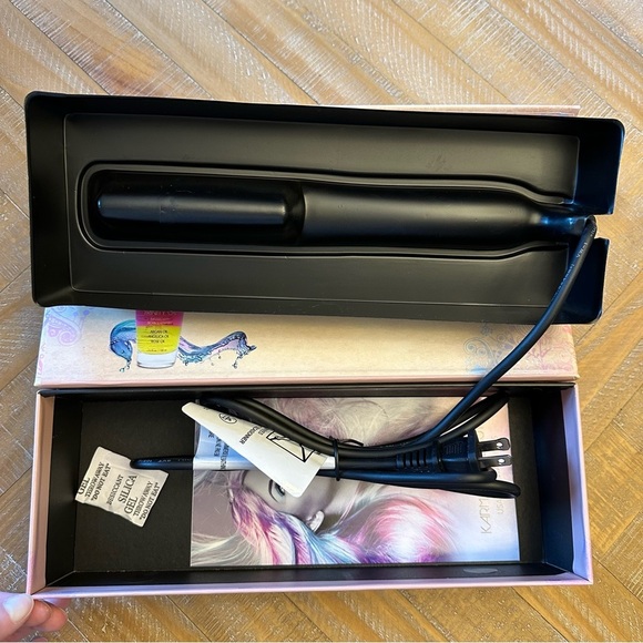 Karma Beauty Serenity Pro Heated Styling Comb - Picture 4 of 6